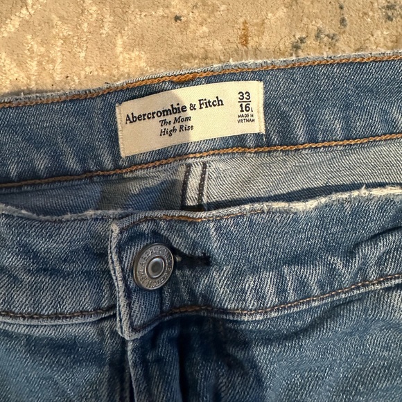 Abercrombie and Fitch High Rise Mom Jean - Color: Medium - Picture 2 of 4